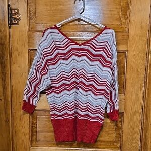 New York & Company Red and Silver 3/4 Sleeve V-Neck Sweater L